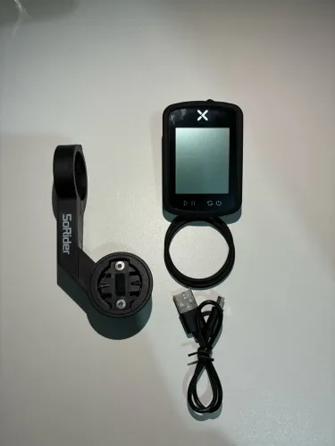 GPS XOSS G2+ (ACOMPANHA SUPORTE AVANÇADO)