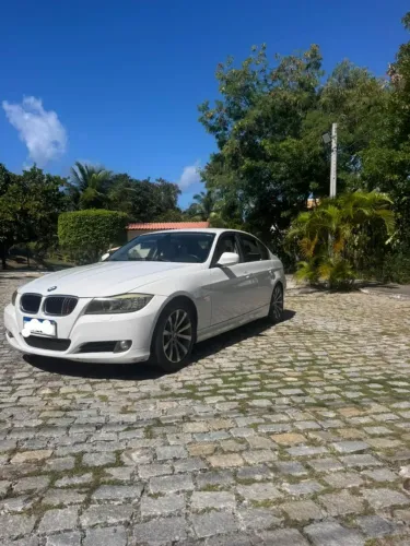 BMW 320I A 2011