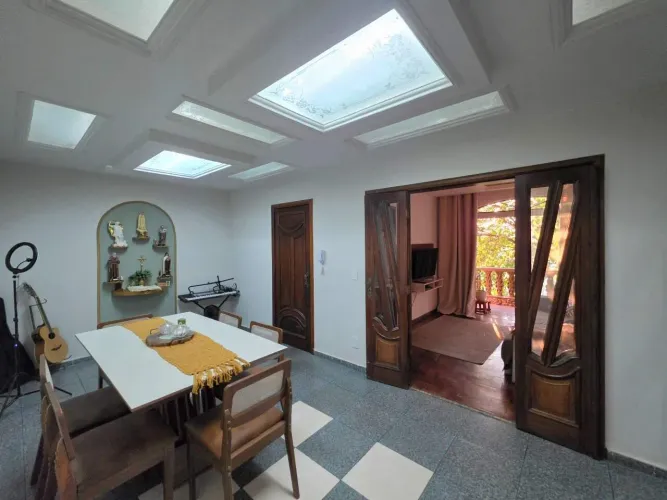 Apartamento com Área Privativa à venda, 5 quartos, 1 suíte, 1 vaga, Centro - Divinópolis/M