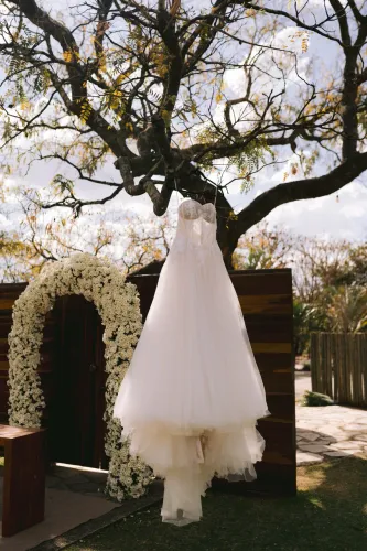 Vende-se vestido de noiva La Fianceé