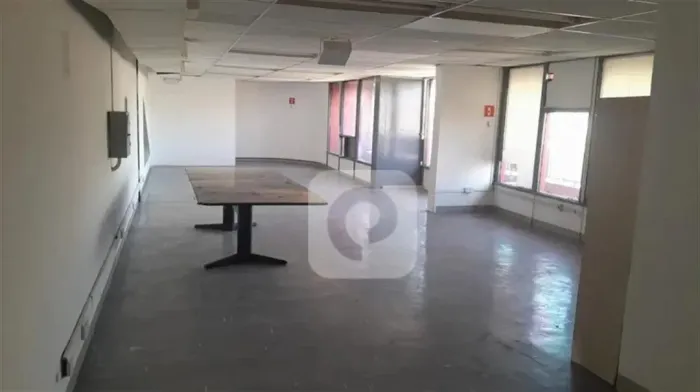 GALPÃO ARMAZÉM DEPÓSITO 1299M² COM 6 VAGAS EM OLARIA