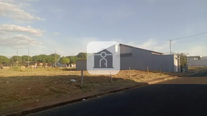Área para locação no bairro Santa Rosa