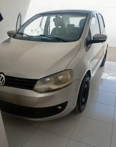 Volkswagen Fox 1.0 MI Total Flex 8V 5P 2011