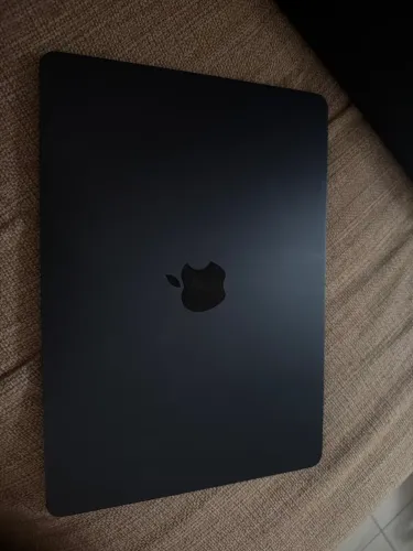 MacBook M4 13.6 16/256