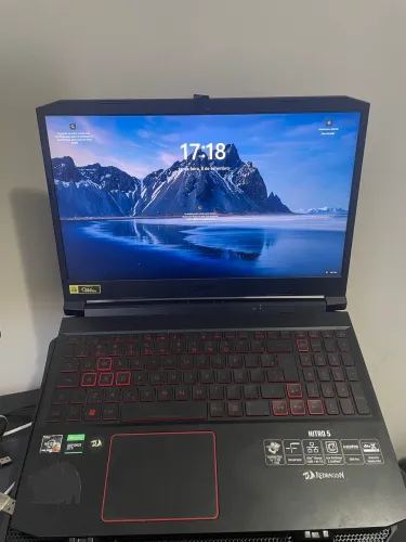 ? ACER NITRO 5 GAMER - RYZEN 7 + GTX 1650 ?