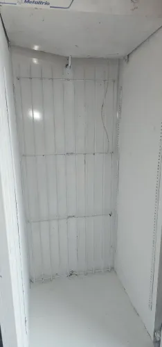 Freezer Metal Frio porta de vidro 110v