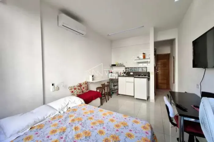 Kitnet/Conjugado : / Residencial / Botafogo