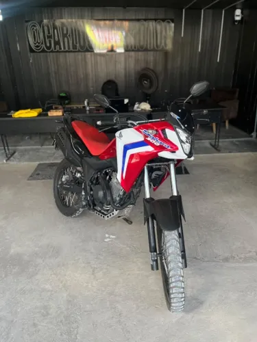 Honda Sahara 300 Rally ABS Flex 2025