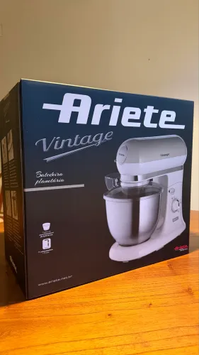Batedeira Planetária Ariete Vintage Bege - NOVA E LACRADA