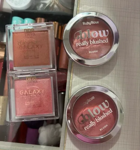 Kit blushes