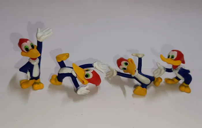 4 miniaturas do Pica Pau Top Cau