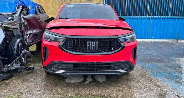 PAR DE FARÓIS FIAT FASTBACK ABARTH T270
