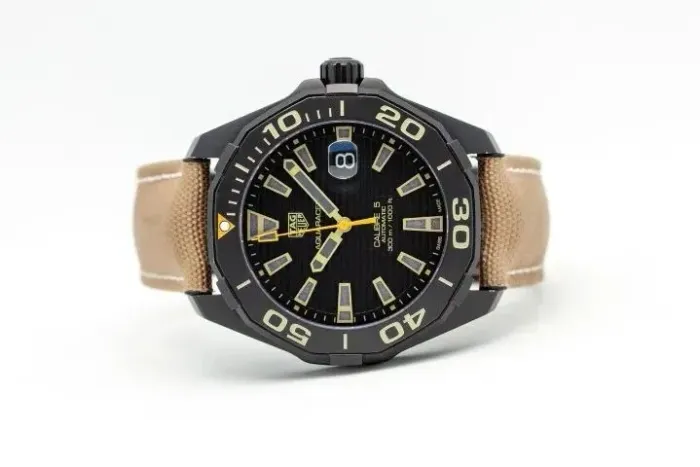 RELÓGIO Tag Heuer Aquaracer, Calibre 5, Titânio Preto WAY208C 43mm