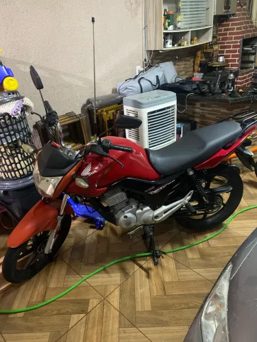 Vendo Fan 150  2015. Leia o anúncio 