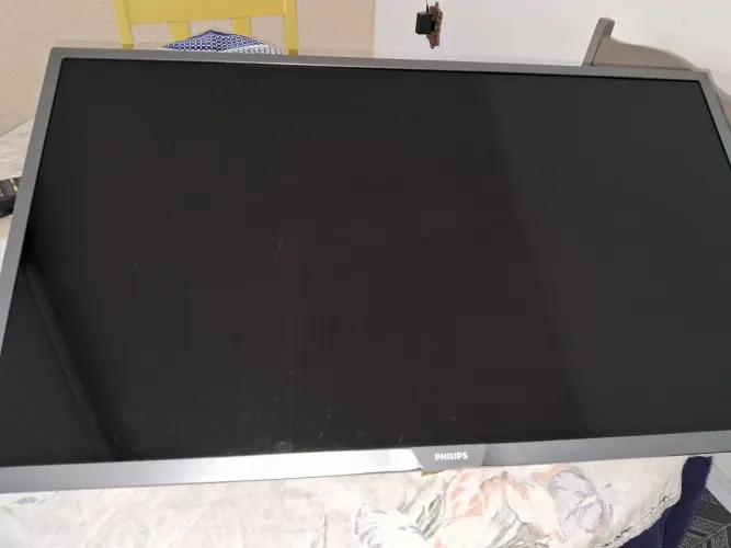 Vendo TV Philips retirar pecas