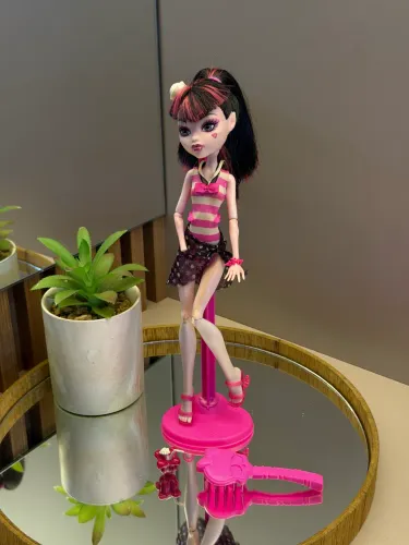 Monster High - Draculaura | Skull Shores