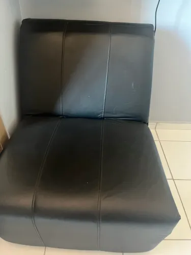 Vendo sofá cama solteiro usado