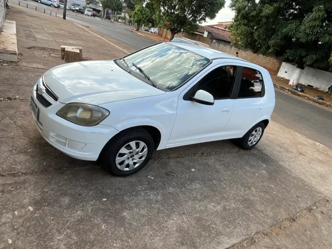Chevrolet Celta Spirit/ LT 1.0 MPFI 8V Flexp. 5P 2015
