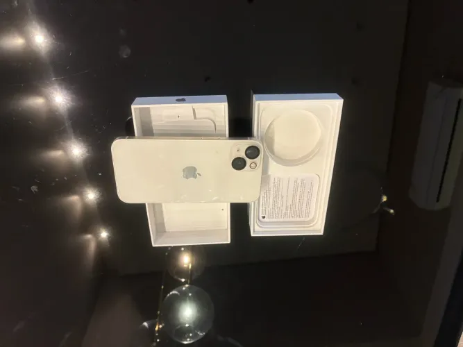 iPhone 13 estelar