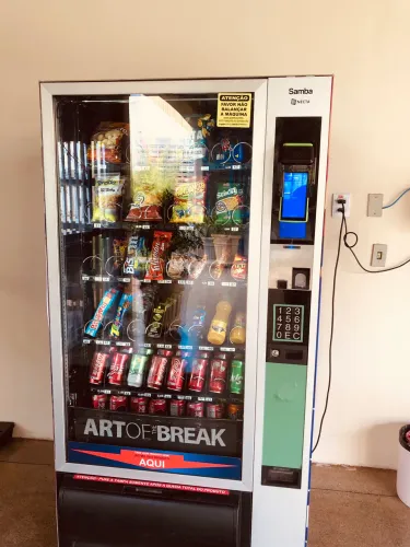 Vending machine / máquina de snacks