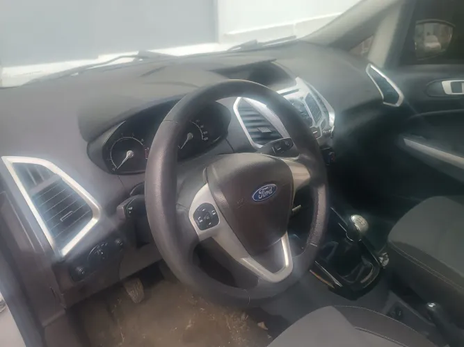 Ford Ecosport Freestyle 1.6 16V Flex 5P 2013