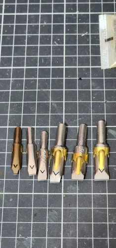 Kit de pena poster  Mitchell