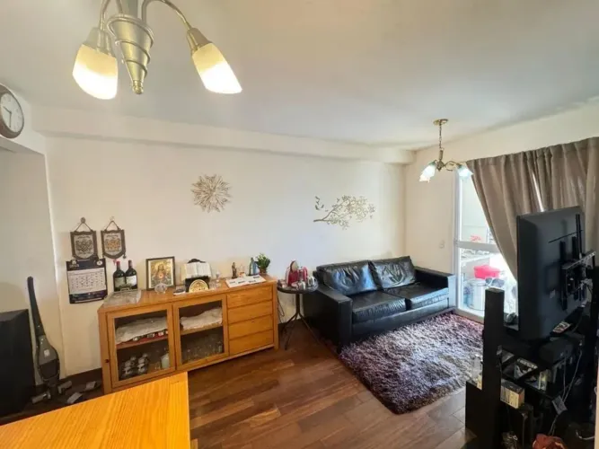 Apartamento a venda com área de lazer completa no Parque Continental, São Paulo