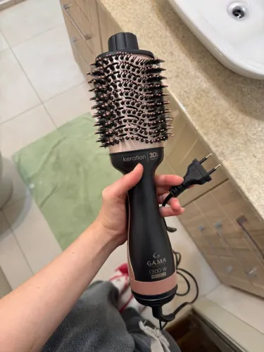 A escova Secadora GAMA