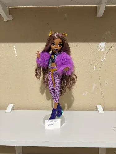 Clawdeen g3 monster high