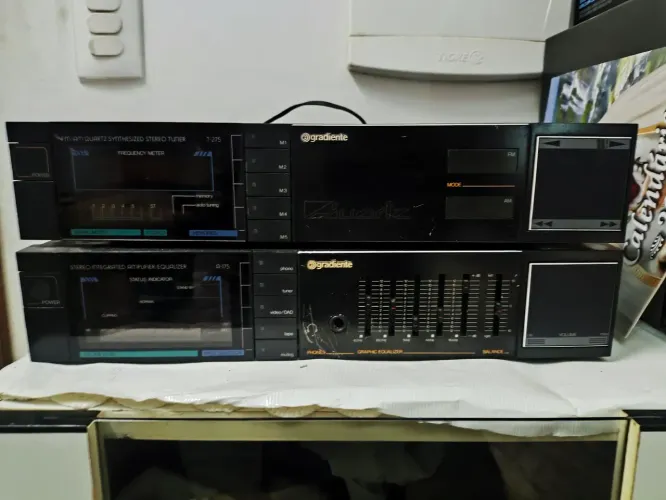 Som gradiente Energy synthesized tuner t- 275 e amplifier A175
