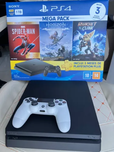 PS4 SLIM 1 TB (usado) + 13 jogos originais
