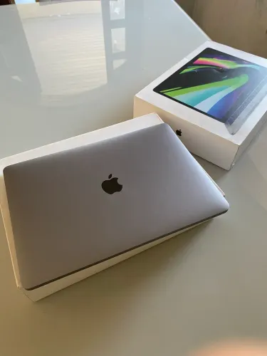 MacBook Pro 13 - M2