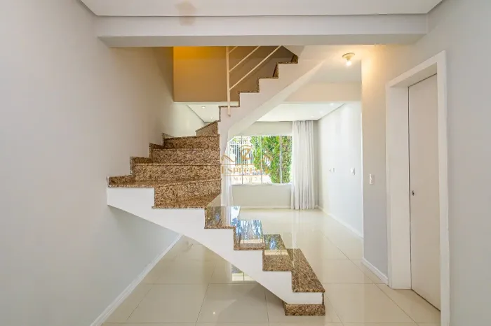 SOBRADO SEMIMOBILIADO PARA LOCAÇÃO NO CAMPO COMPRIDO - AMPLO, MODERNO, 145M², 2 QUARTOS E 