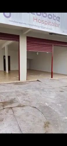 Aluga-se sala comercial de 90m2