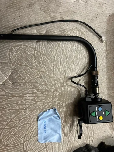 Amplificador/lupa eletrônica de vídeo portátil da Aumed para baixa visão