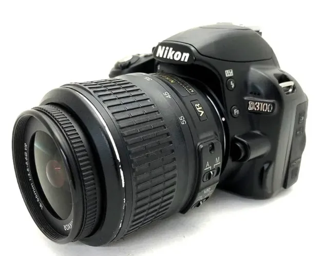 Camera nikon D3100