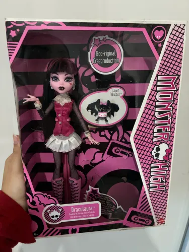 Boneca Monster High Draculaura Creeproduction 2022