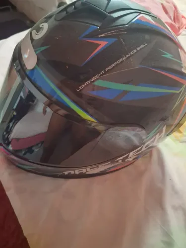 Vende um capacete