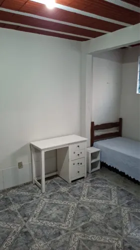 Quarto mobiliado para estudante ou trabalhador no bairro Nova Suíça BH