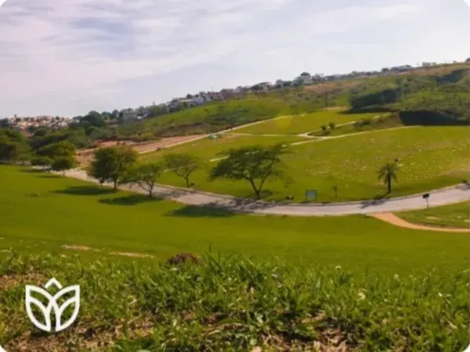 Túmulo no Bosque da Esperança Cemitério Parque