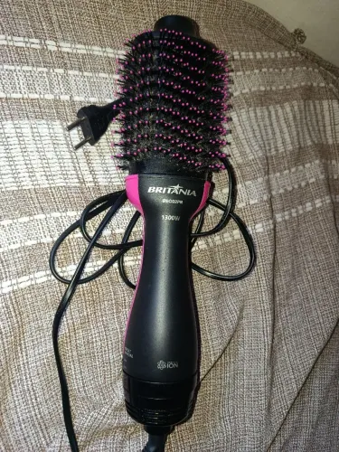 Vendo escova da (BRITÂNIA)