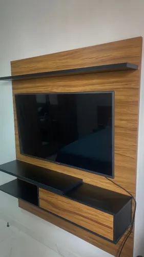 PAINEL DE TV + RACK À VENDA Móvel moderno e super bem conservado!