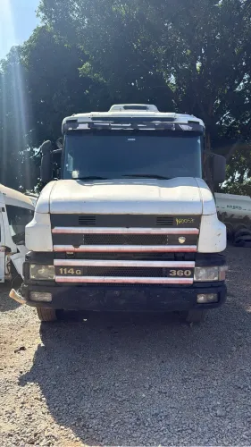 Scania 360 ano 98/ 6x2/ funcionando sucata baixada para venda de peças