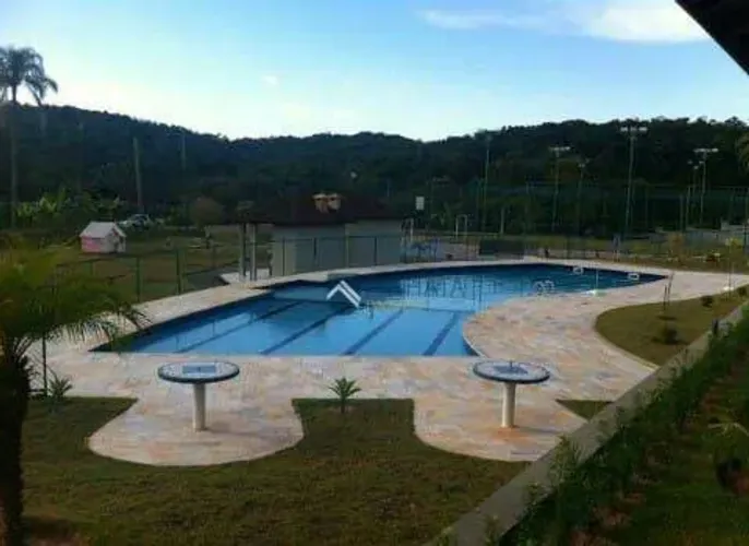 Terreno à venda no Residencial Cambarah em Jarinu