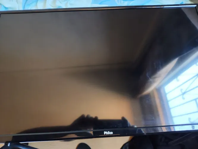 TV LED de 28" da Philco (modelo PH28N91D)
