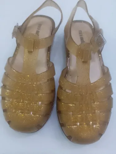 Melissinha dourada com glitter