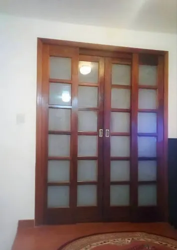 Porta de Correr em Madeira Maciça  Imbuía- 2,15m x 1,60m