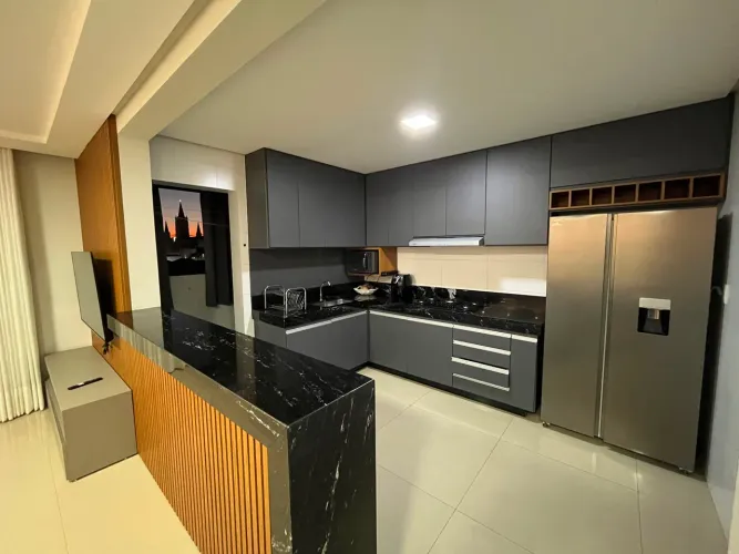 Apartamento de 3 quartos mobiliado no Centro de Montes Claros/MG