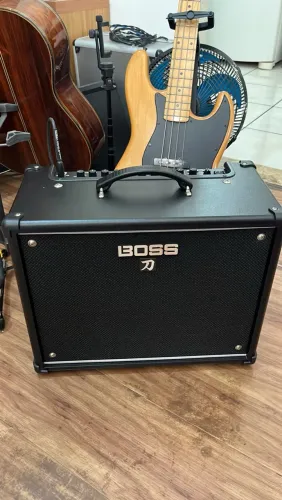 Amplificador BOSS KATANA 50 KTN-50 GEN I 50w