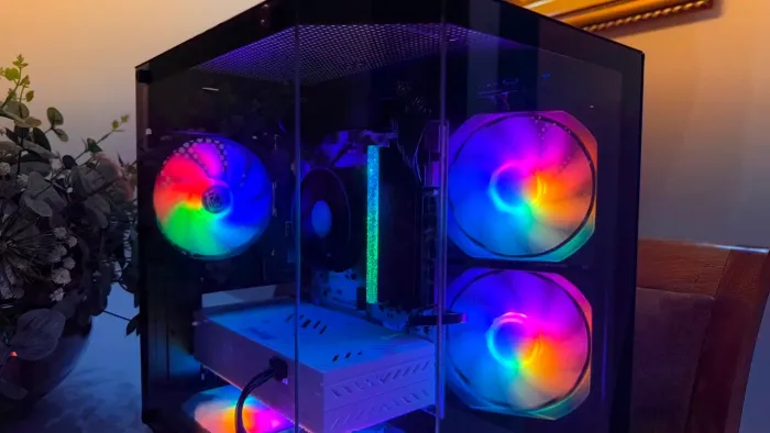 Vendo - PC Ryzen 5 3500X RX 580 8Gb Ram 3200MHz 256Gb SSD (Novo)